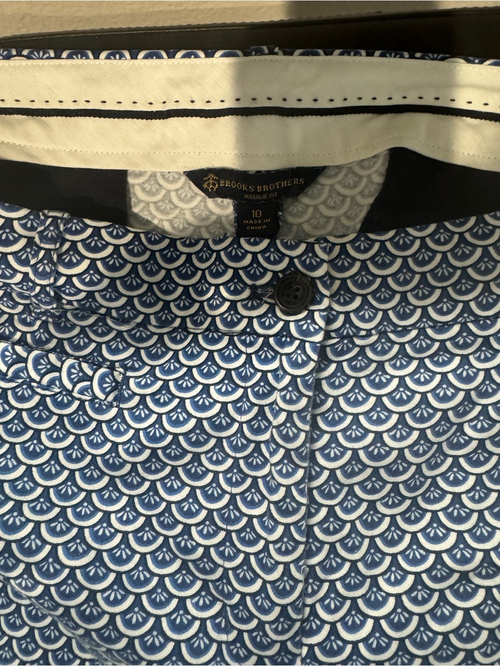 Brooks Brothers Navy and White Scallop Pattern Button-Up Shirt